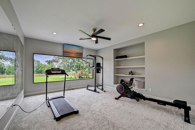 Building Photo - 26511 Meadow Ln