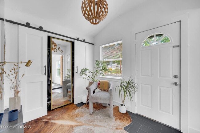 Building Photo - 638 Parkside Ave