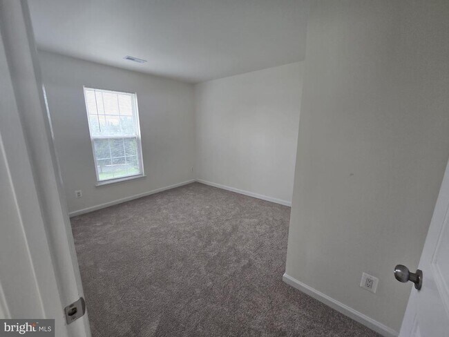 Building Photo - 14134 Darkwood Cir