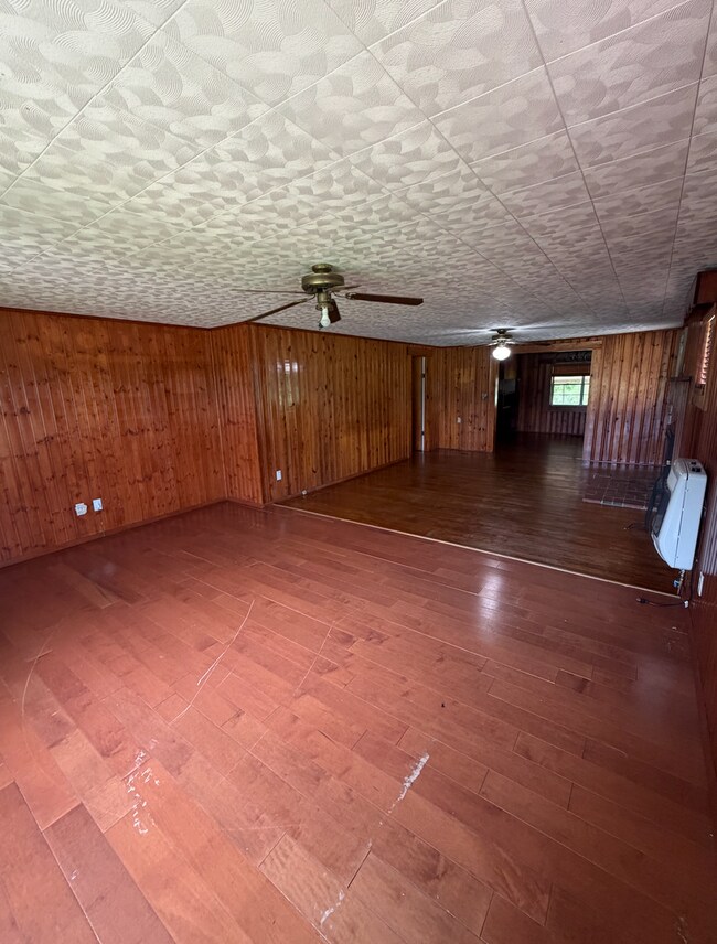 Building Photo - 1380 County Rd 15