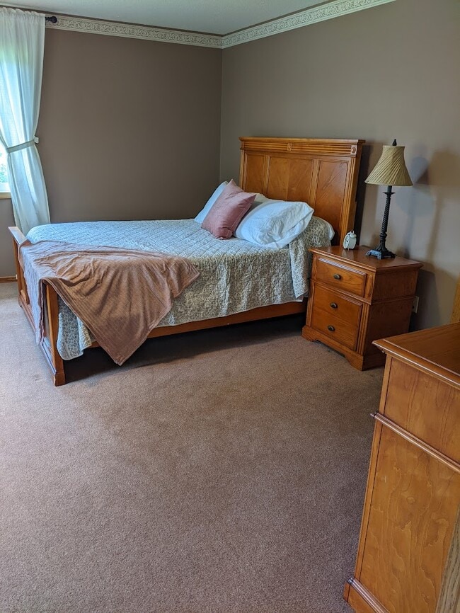 Master bedroom main level - 1012 3rd St