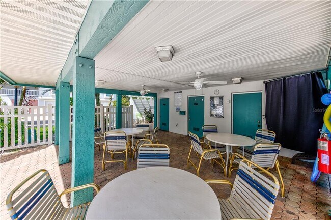 Building Photo - 134 Sun Isle Cir