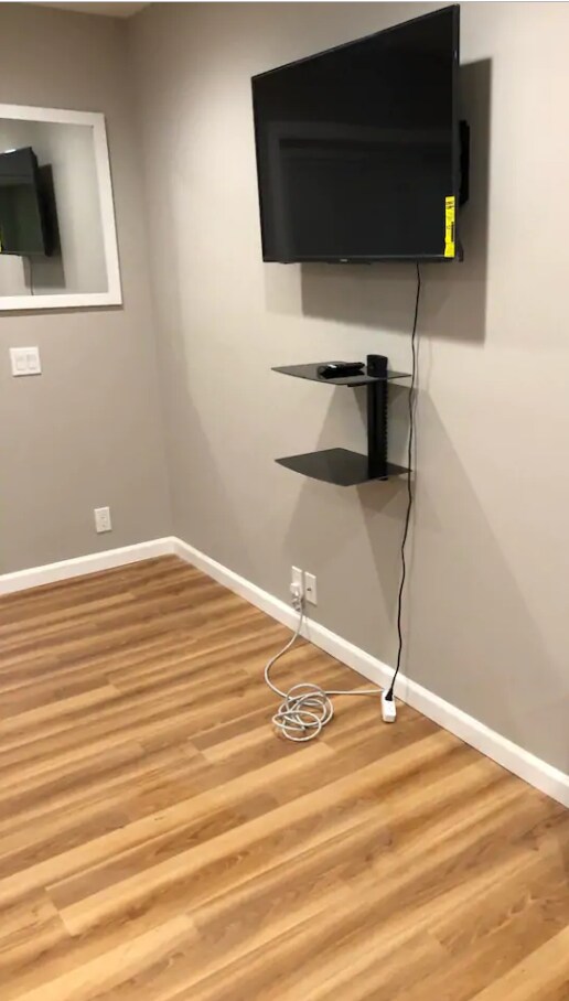 Building Photo - 275 croton dam road