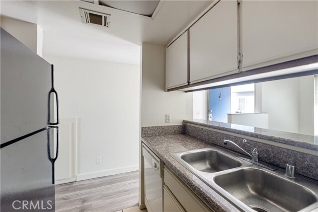 Building Photo - 2726 Menlo Ave