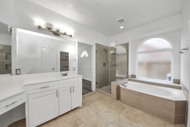 Building Photo - 11207 Satin Tail Ln