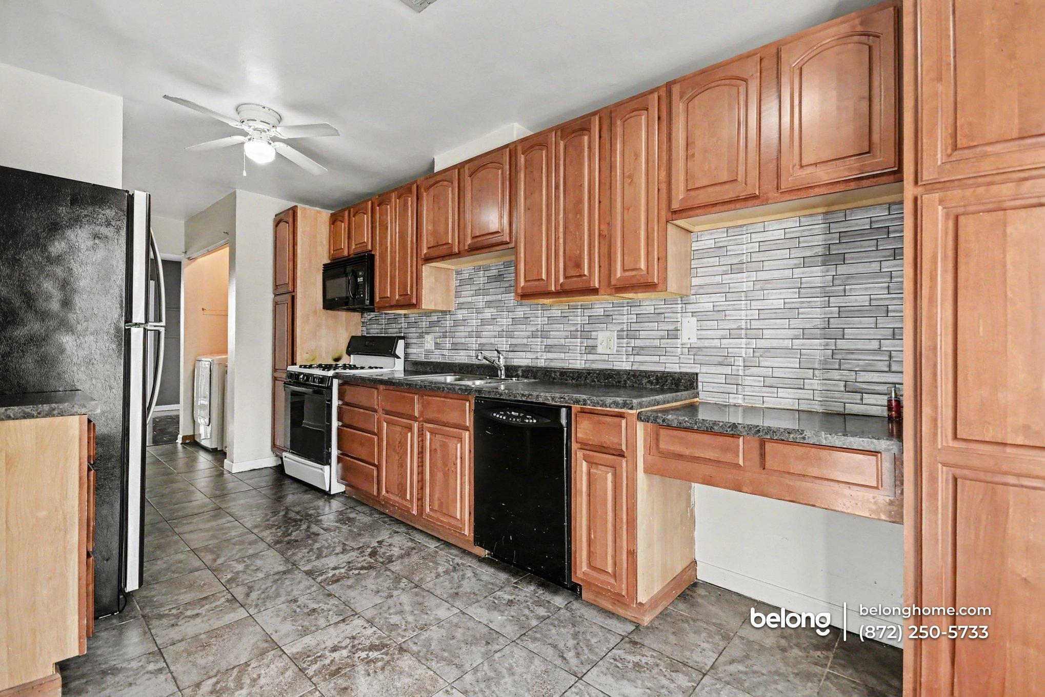 Building Photo - 505 Nebraska Cir