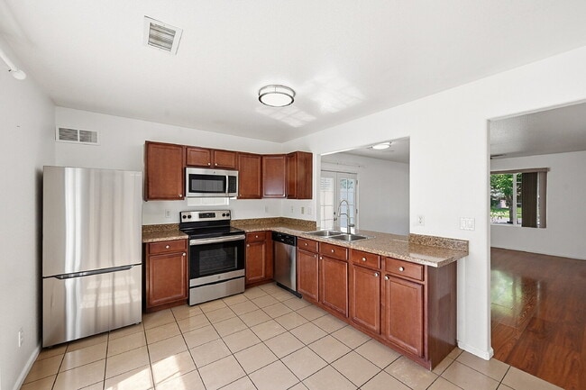 Building Photo - $2,345.95 with $1000 off the first month's rent, 3 Beds - 1 Bath, Single Family Home in Denver wi...