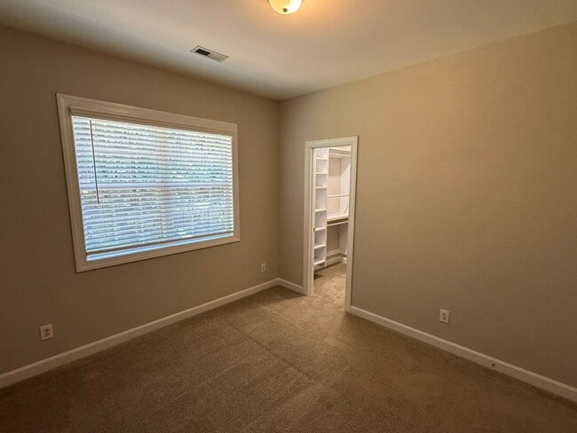 Building Photo - 11432 McGinns Trace Ct