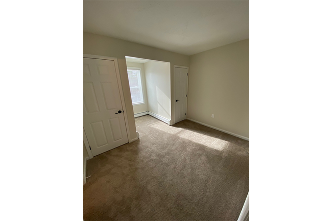 Interior Photo - Darby Field Commons