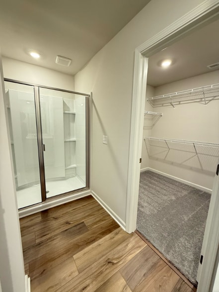 Building Photo - 600 Lyness Dr