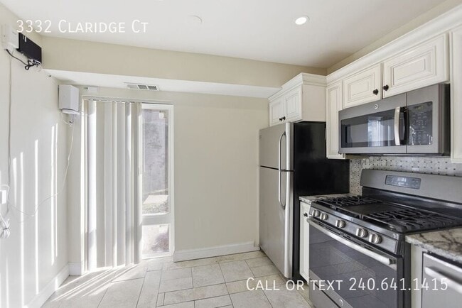 Building Photo - 3332 Claridge Ct