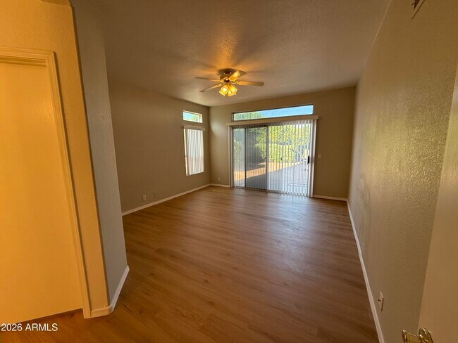Building Photo - 1253 N Spire Ct