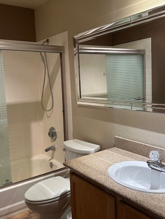 Building Photo - Spacious 2-Bedroom, 2-Bath Condo with Fire...