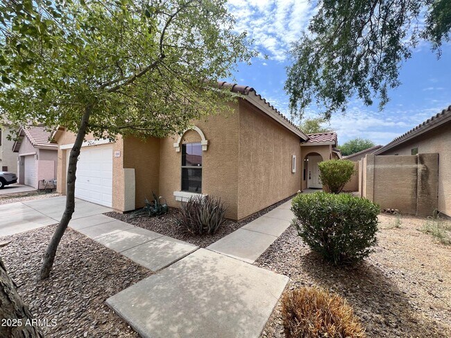 Building Photo - 3119 W Silver Creek Dr