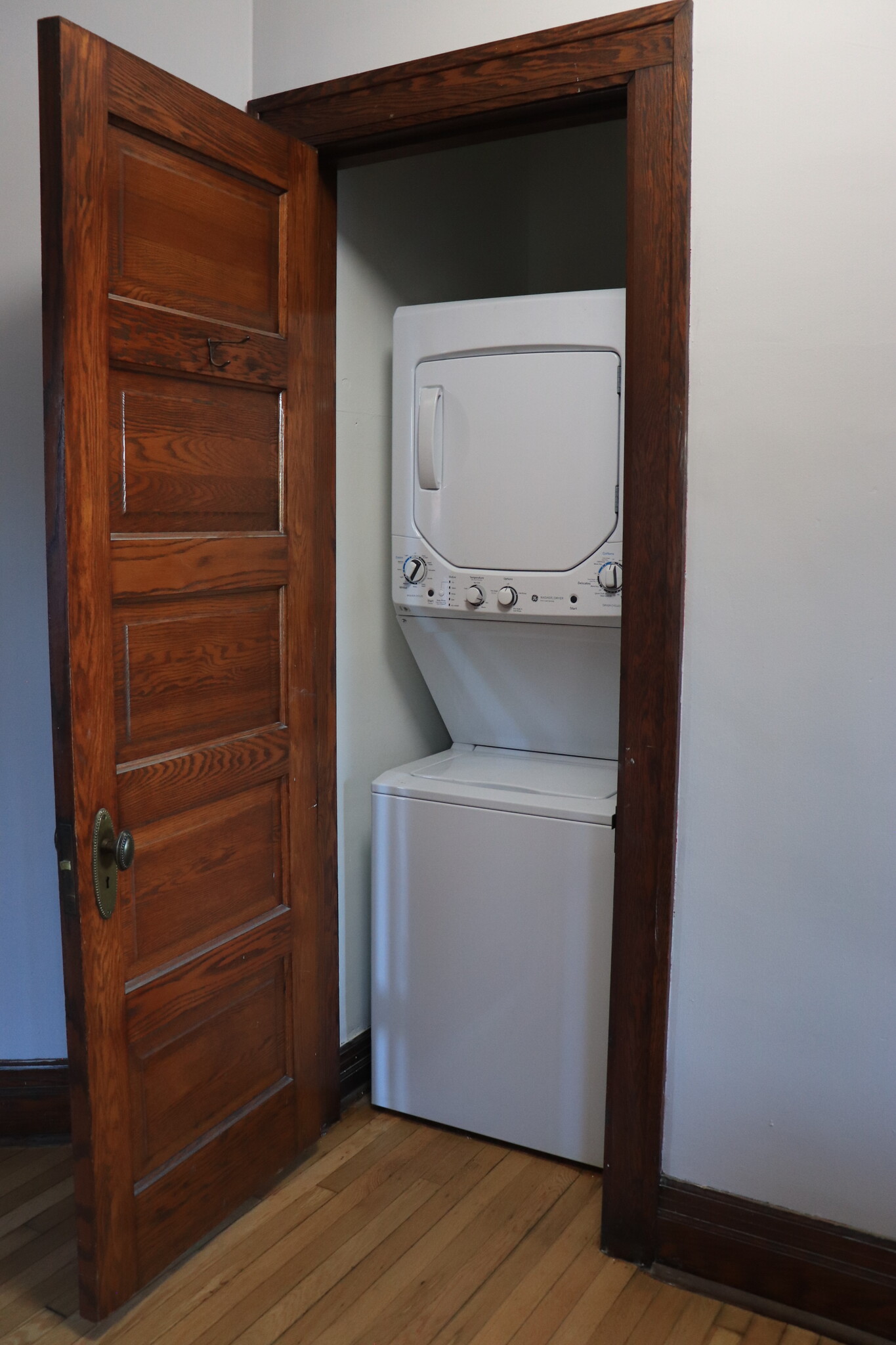 In-unit laundry - 5029 Trumbull Ave