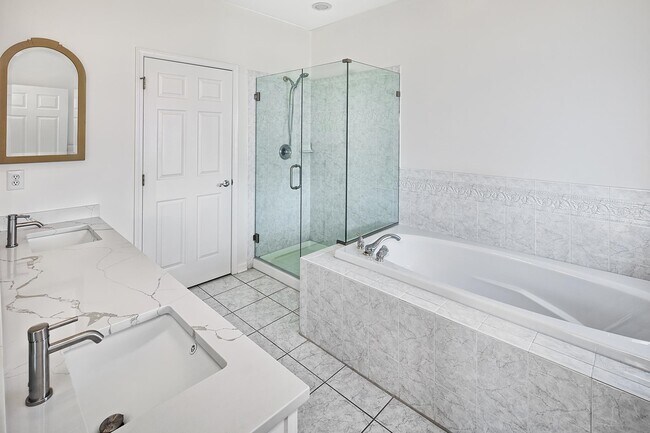 Building Photo - 470 Buffalo Ct