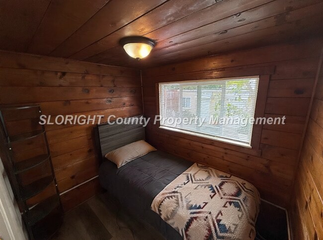 Building Photo - AVAILABLE JULY - Two Blocks From Poly - 3 Bed / 1 Bath