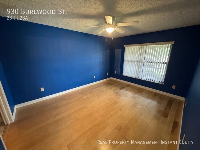 Building Photo - 930 Burlwood St