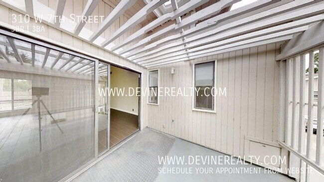 Building Photo - 310 W 7th St