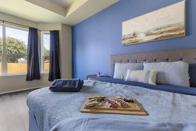 Building Photo - 4905 Ledgestone Trail