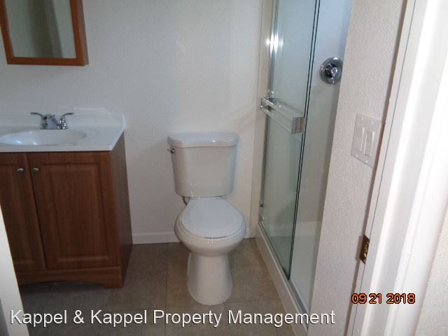 Building Photo - 4 br, 2 bath House - 118 DUNDEE CT.