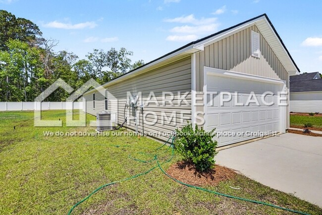 Building Photo - 183 Birchwood Dr
