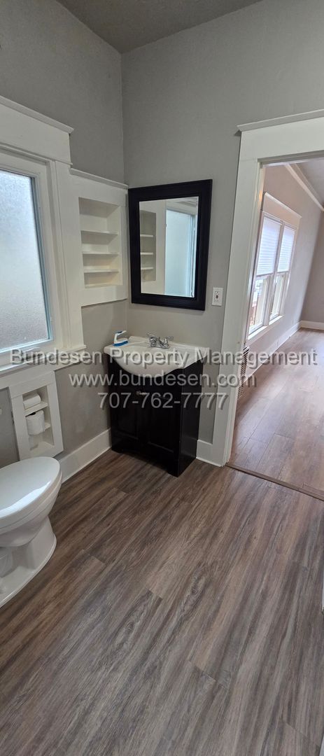 Building Photo - 126 Leland St