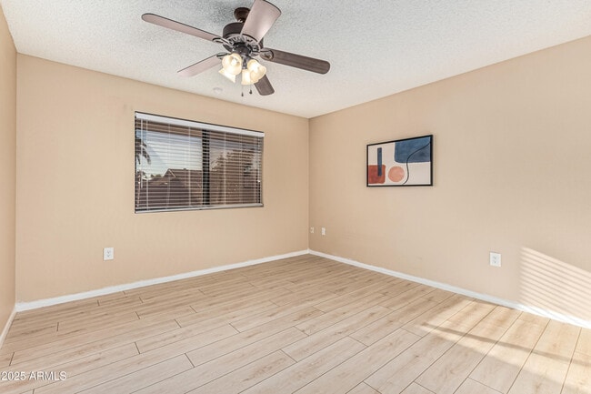 Building Photo - 20014 N Conquistador Dr