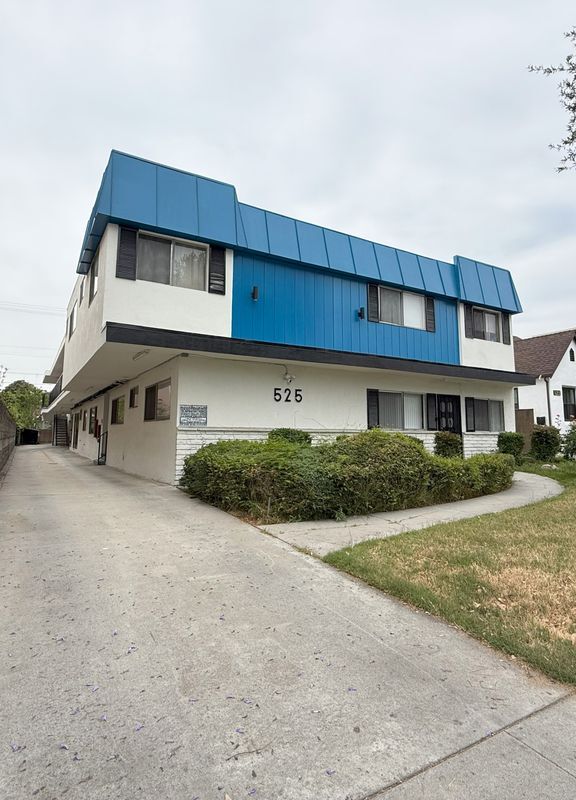 Building Photo - 525 Fischer, 1