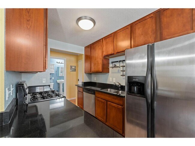 Building Photo - 3120 Hennepin Ave S