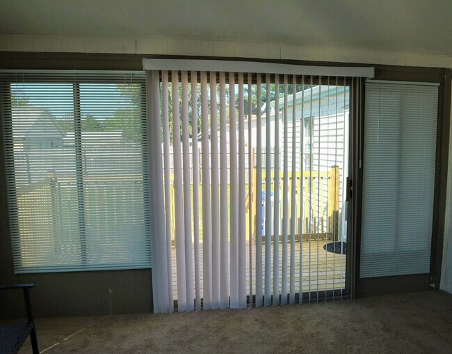Building Photo - Fully Furnished Year-Round Rental in Lewes...