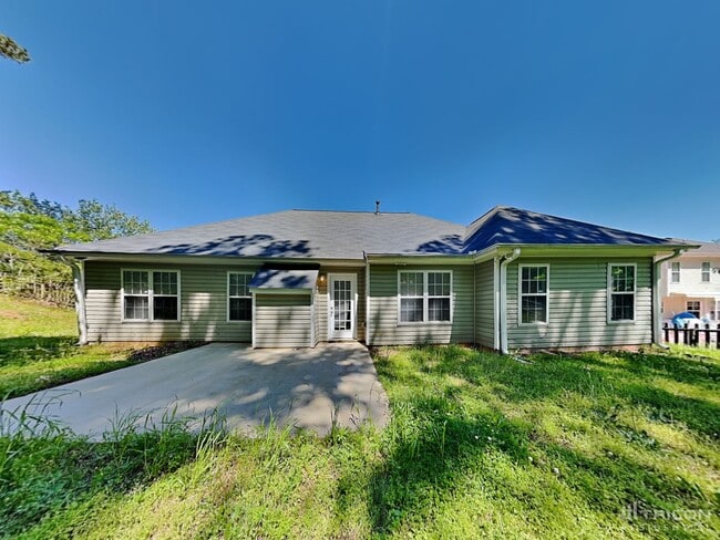 Building Photo - 3490 Glen Summit Ln