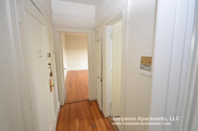 Building Photo - 66 Chiswick Rd