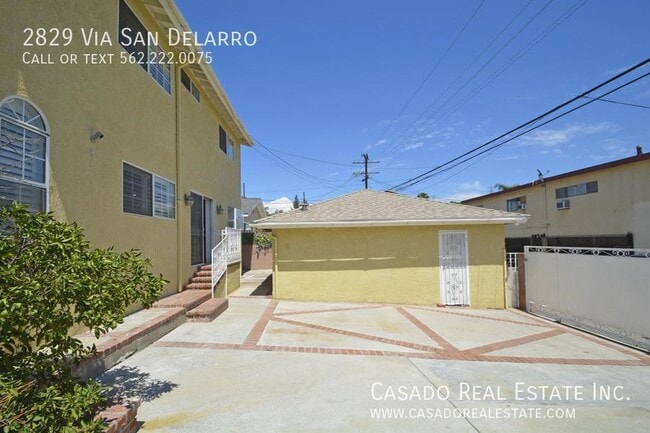 Building Photo - 2829 Via San Delarro