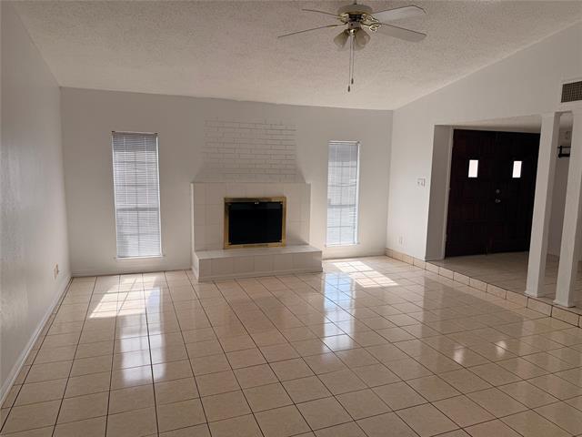 Building Photo - 2150 Courtland Cir