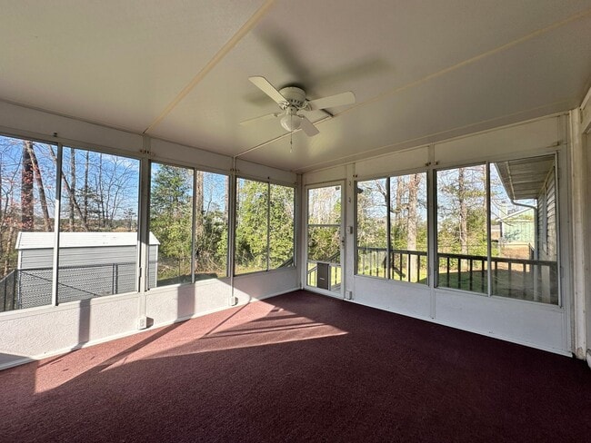 Building Photo - 3 Bed/2 Bath in Harlem, GA with Sunroom & ...