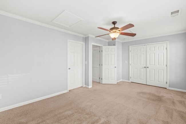 Building Photo - Charming Full-Brick Townhome in the Heart of South End