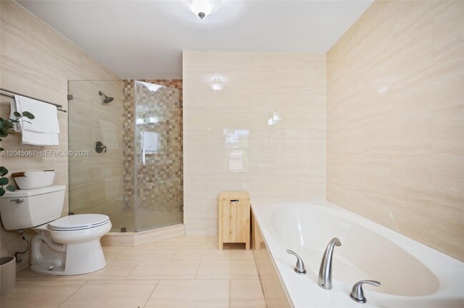 Building Photo - 982 NW 133rd Ct