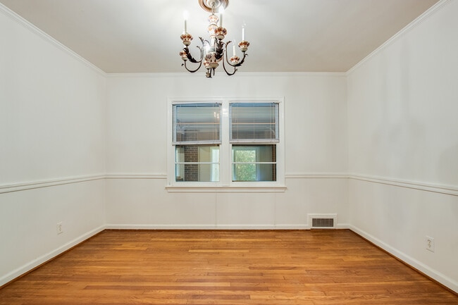 Building Photo - 1469 Clairmont Rd