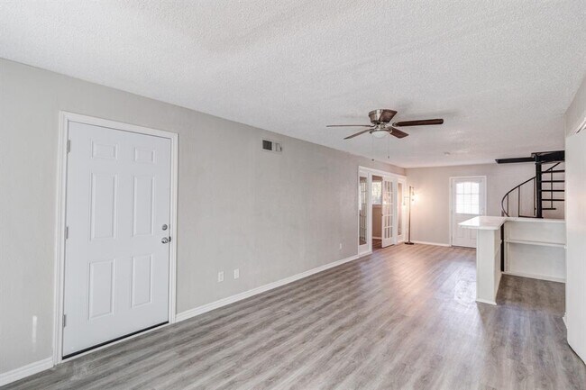 Building Photo - 5742 Marina Dr