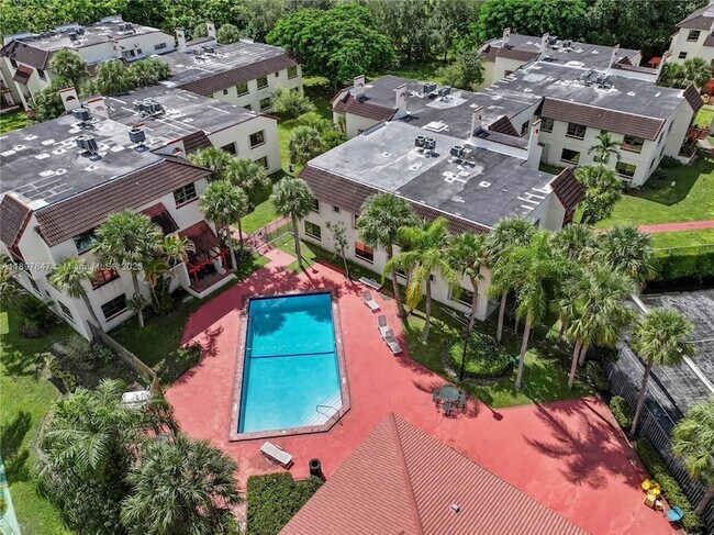 Building Photo - 8530 SW 149th Ave