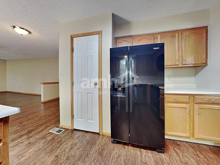 Building Photo - 2358 Rosina Dr