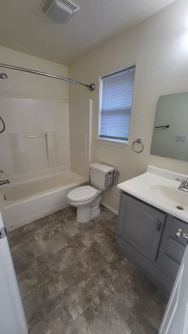 Building Photo - 1383-1385 SW 27th Street