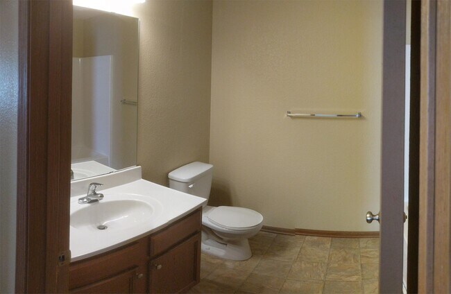 Building Photo - 901 Fall Mdw Ln