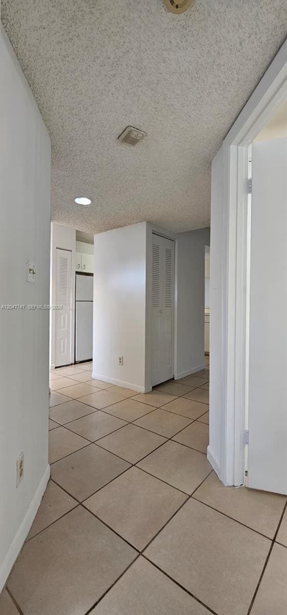 Building Photo - 990 Coral Club Dr