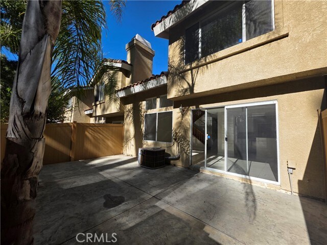 Building Photo - 1920 E Calico Dr