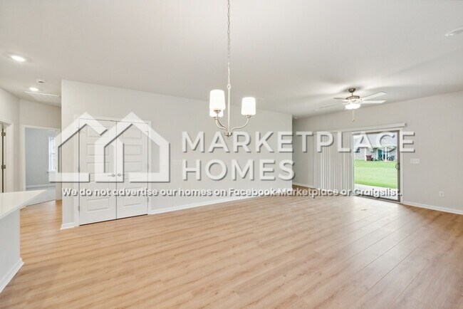 Building Photo - 15678 Brickman Ln