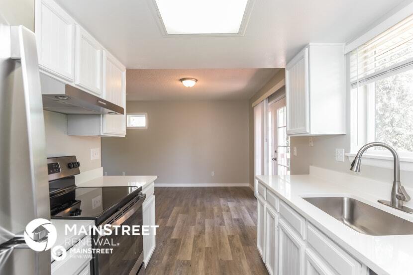 Building Photo - 8863 W 86th Ave