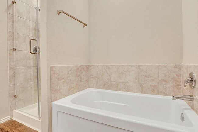 Building Photo - 13845 Rock Island Trl