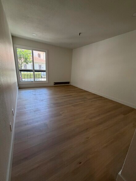 Bedroom #1 - 707 Bryant St